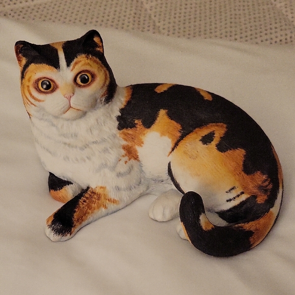 Franklin Mint Other - Vintage Franklin Mint "Spellbound" Porcelain Calico Figurine